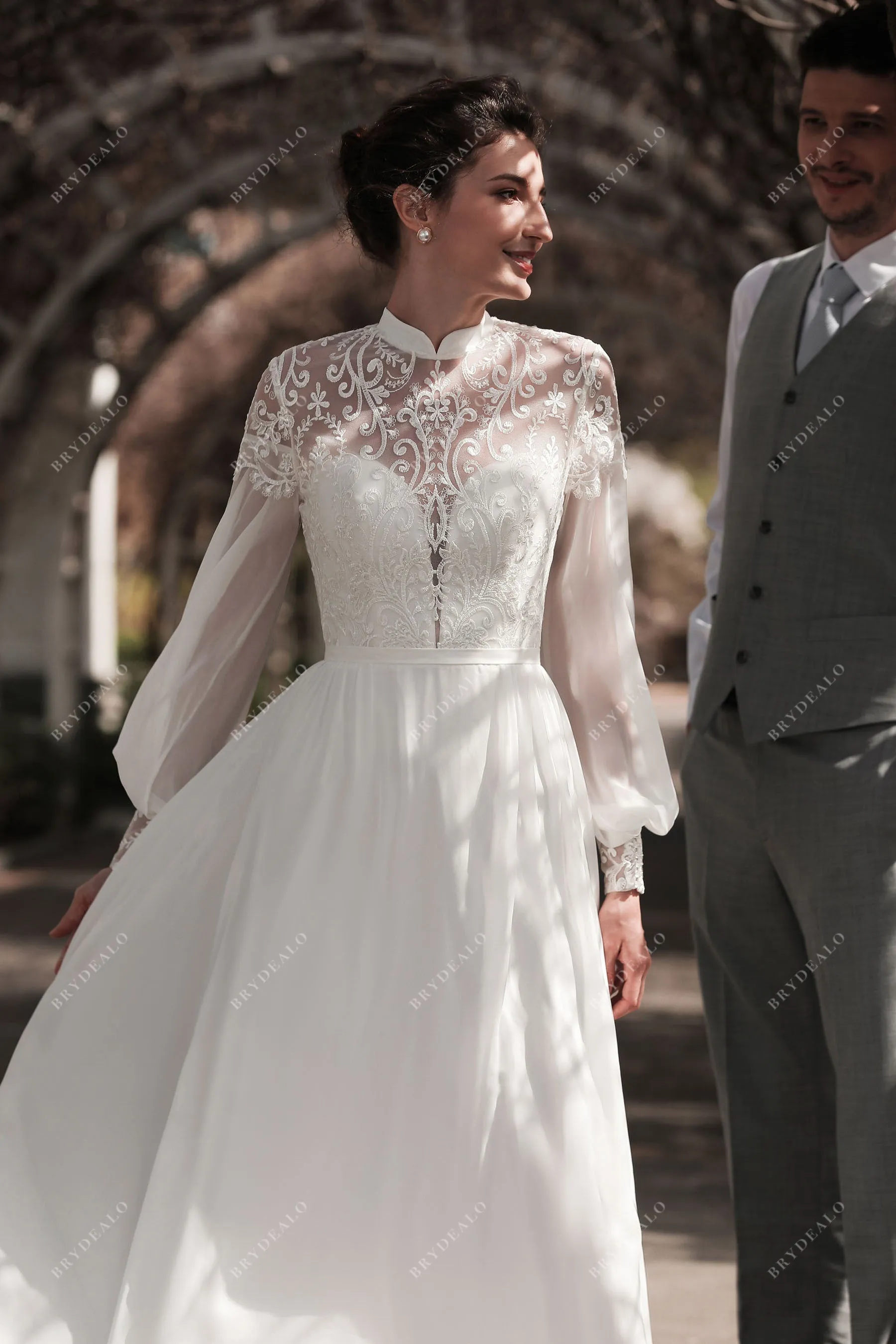 Boho Sleeved Flowy Lace Chiffon Wedding Dress