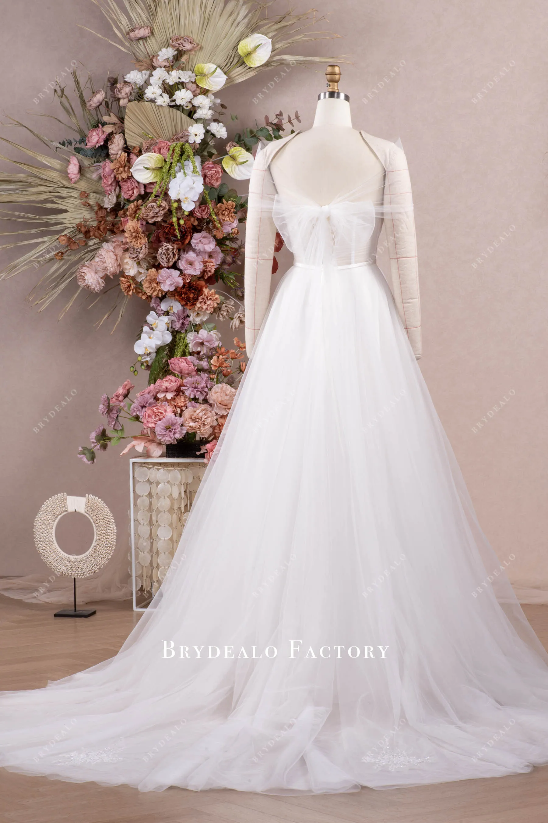 Elegant Corset Embroidered Letter Wrap Tulle Wedding Dress