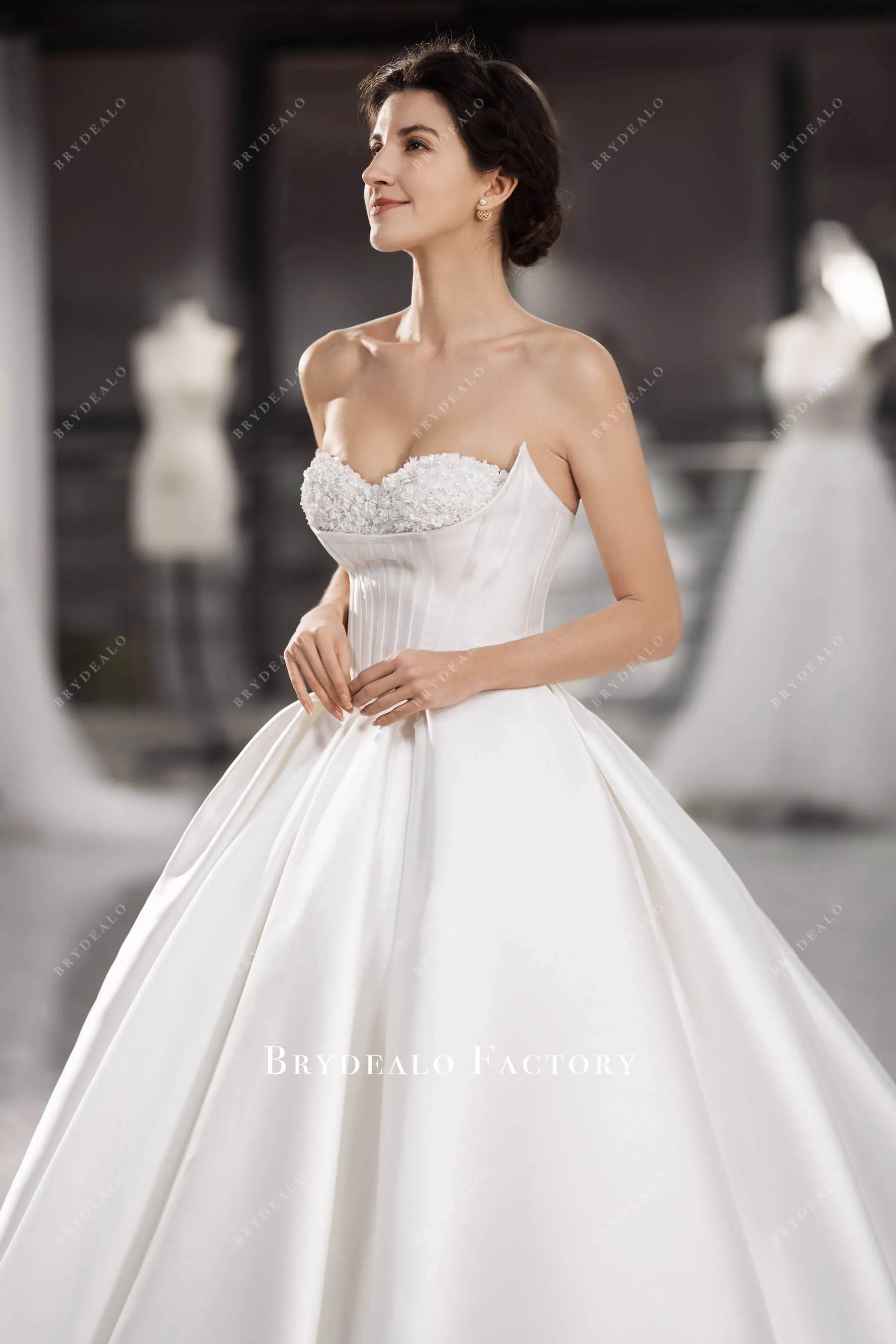 Elegant Mikado Flowers Sweetheart Neck Wedding Ballgown